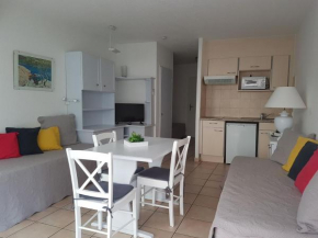 Studio climatisé 2/3 pers proche plage et commerces, balcon, Wi-Fi, parking dispo - FR-1-466A-7